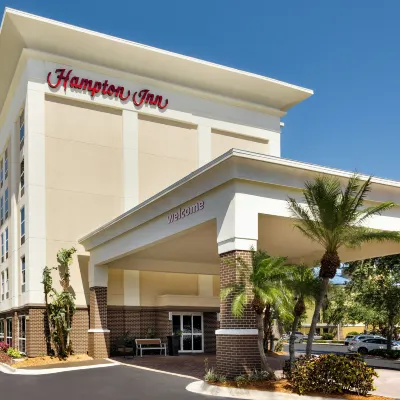 Hampton Inn Tampa-Airport/Rocky Point Hotels near Ben T Davis Beach