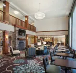 Staybridge Suites Fayetteville/Univ of Arkansas by IHG - parking