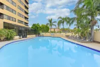 Embassy Suites by Hilton Anaheim Orange - Uima-altaat