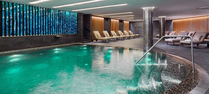 Sheraton Grand Tbilisi Metechi Palace โรงแรมในทบิลิซี
