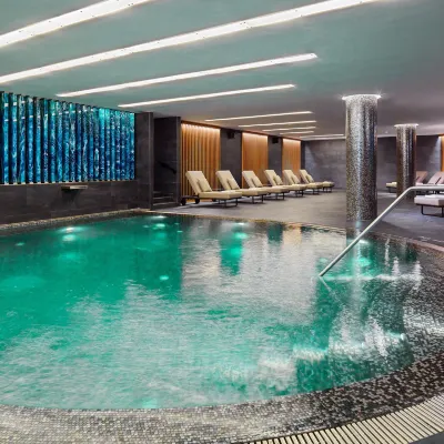 Sheraton Grand Tbilisi Metechi Palace Hotels near مسرح رستافلي