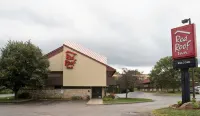Red Roof Inn Kalamazoo West - Western Michigan Univ - Pysäköinti