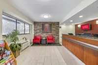 Red Roof Inn Parsippany - Parkplatz