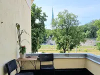 Fat Margaret's Hostel Отели рядом с достопримечательностью «Каламая»