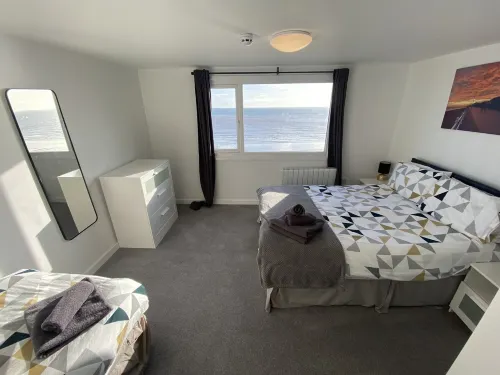 2 bedroom sea view, with balcony - 2 Yıldız