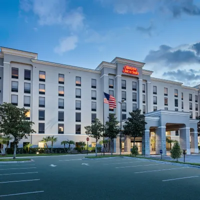 Hampton Inn & Suites Orlando-International Dr. North Hotels near Universal's Volcano Bay