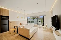 Oku Suites Apartment - Condos