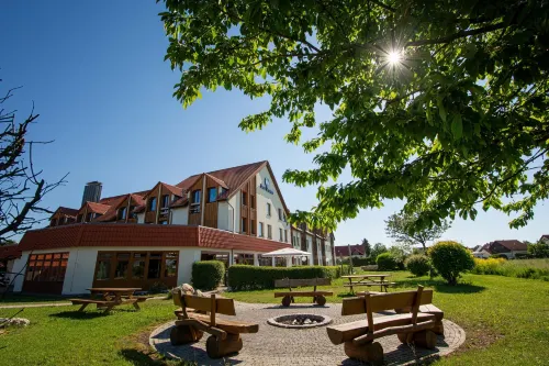 Best Western Hotel Erfurt-Apfelstaedt - parking
