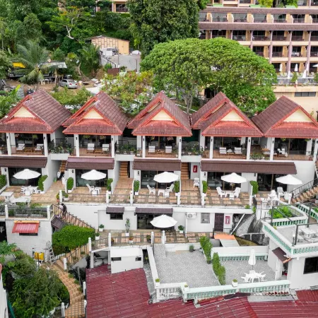 Two Chefs Inn