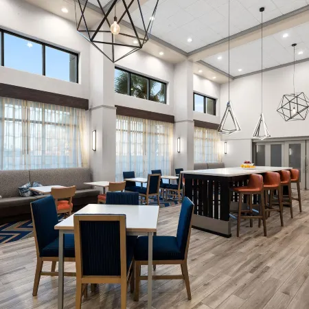 Hampton Inn & Suites Harlingen
