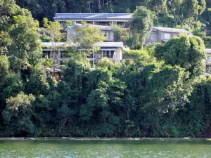 The Begnas Lake Resort & Villas