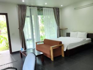 Lang Viet Hotel