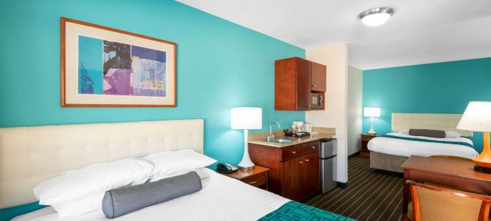 Howard Johnson by Wyndham St. George Hotel & Suites Hotels in St. George