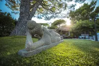 Villa with Spa, Pool and View of St Tropez's Gulf - Boutique
