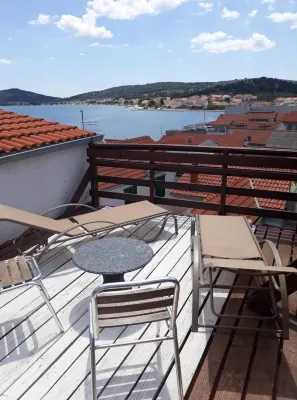 Superior Studio Apartment in Sea Front - Homestays