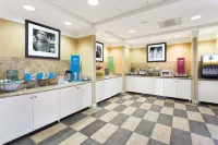 Hampton Inn by Hilton Moss Point Pascagoula - breakfast