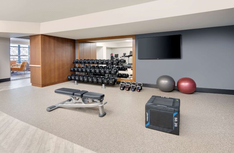 Embassy Suites by Hilton Atlanta Buckhead photo 3