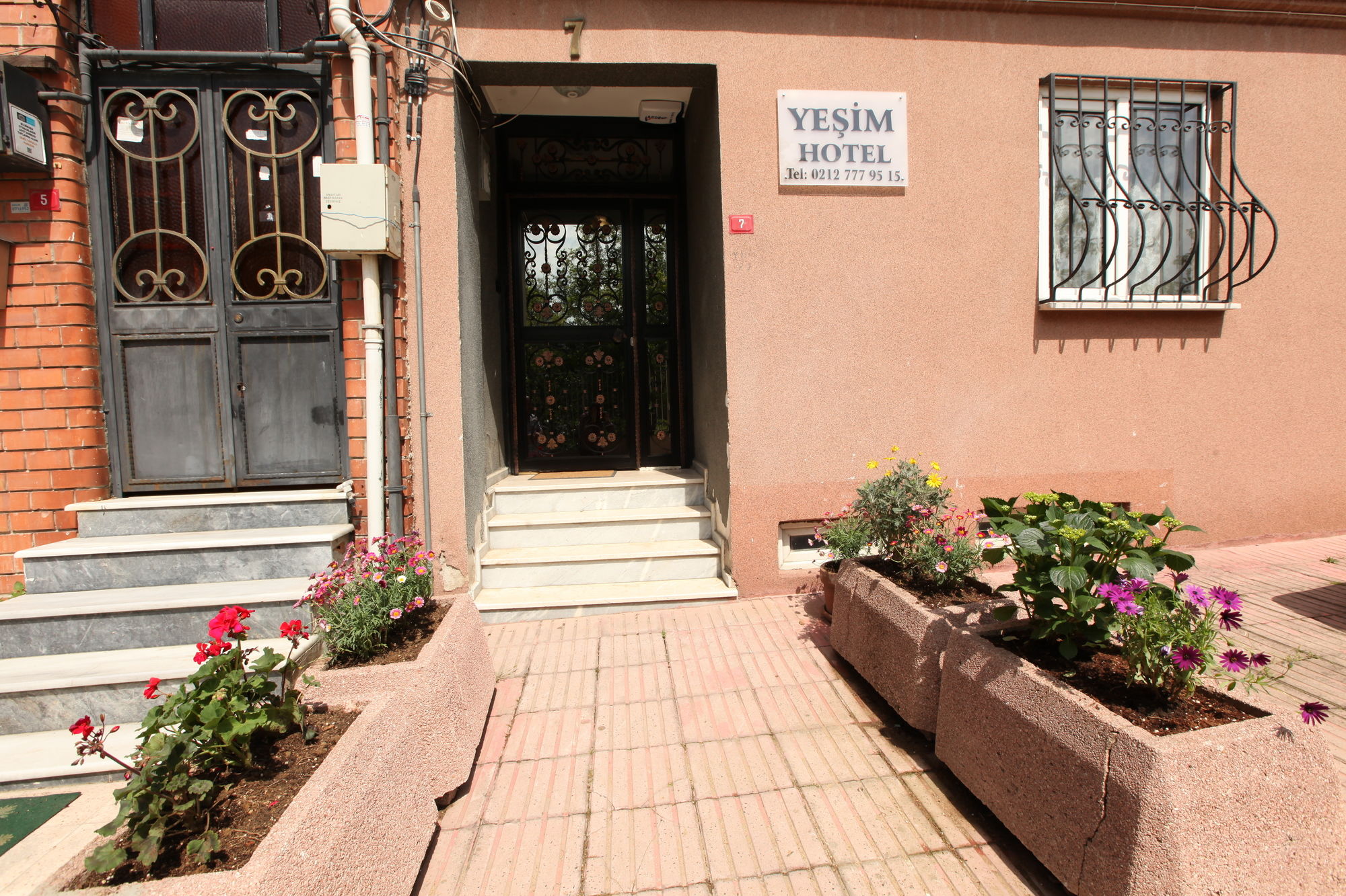 Yeşim Suites