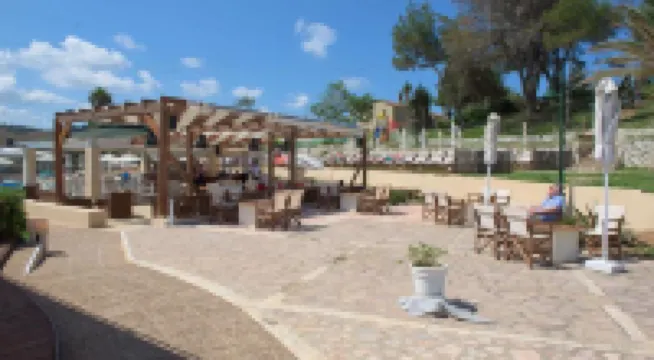 Akron Seascape Resort