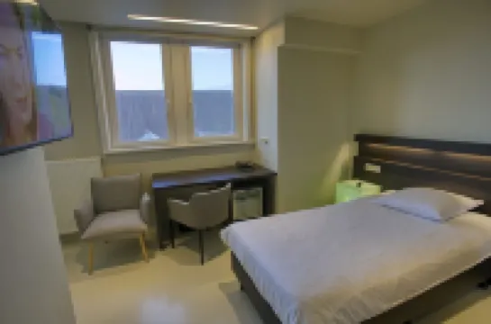 Le Vieux Cèdre (Enghien - Belgique) Hôtels à : 