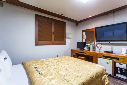 Guri Miz Hotels in Guri-si