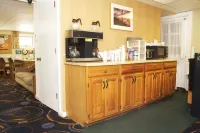 Sunset Motor Inn - Parkplatz