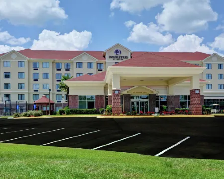 Doubletree by Hilton Hattiesburg Hotels in Forrest County