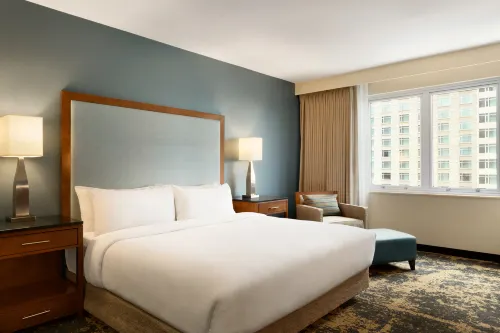 เอ็มบาสซีสวีทส์ บายฮิลตัน ศูนย์การประชุมเดนเวอร์ ดาวน์ทาวน์