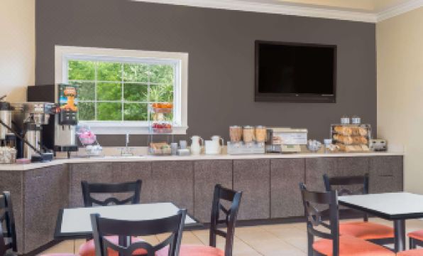 Travelodge by Wyndham Lakeland