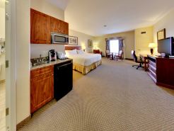 Holiday Inn Express & Suites EDMONTON-INTERNATIONAL AIRPORT by IHG