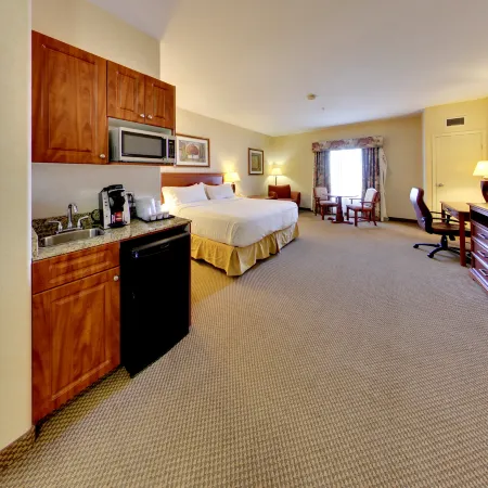 Holiday Inn Express & Suites EDMONTON-INTERNATIONAL AIRPORT by IHG