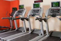 Courtyard Jersey City Newport - Gym