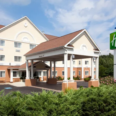 Holiday Inn Express & Suites BOSTON - MARLBORO by IHG