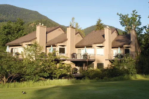 Whispering Woods Resort