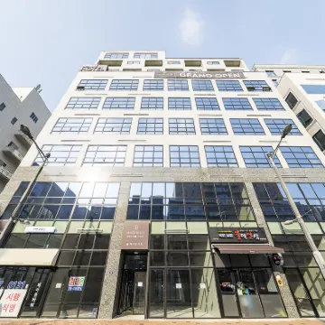 Kimpo Amuse Hotel Hotels near Gimpo International Sculpture Park