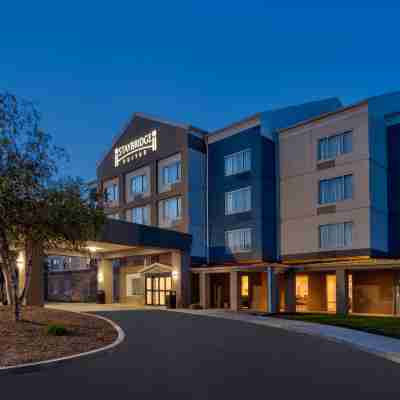 Staybridge Suites Pittsburgh Airport Hotel Exterior