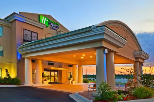 Holiday Inn Express & Suites MUSKOGEE by IHG Hotels in Muskogee