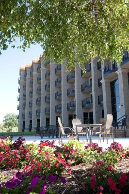 DoubleTree by Hilton Bemidji Các khách sạn gần Bemidji State University