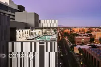 Canopy by Hilton Tempe Downtown - Pools