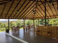 Drake Bay Greenleaf Hotels in Bahia drake
