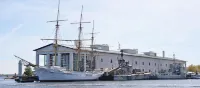 Hotell Aston Hotels near Unique Dive & Travel