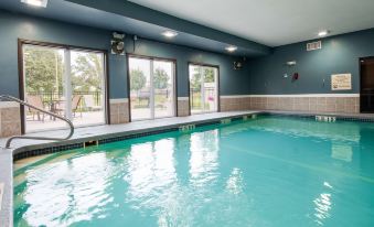 Best Western Plus Lees Summit Hotel Suites - Housity