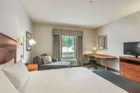 Hampton Inn & Suites Mystic - Pet friendly