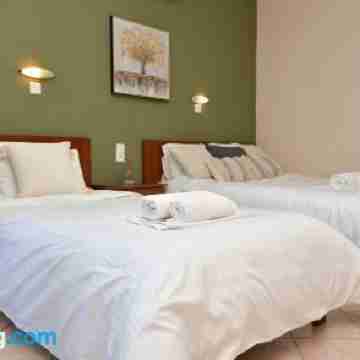 Hotel FanI Rooms