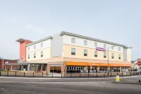 Yeovil Town Centre Hotels near Yeovil Hospital