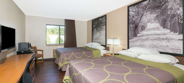 Super 8 by Wyndham Radcliff Ft. Knox Area Hotels in Hardin County