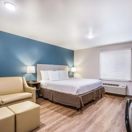 WoodSpring Suites Elgin - Chicago