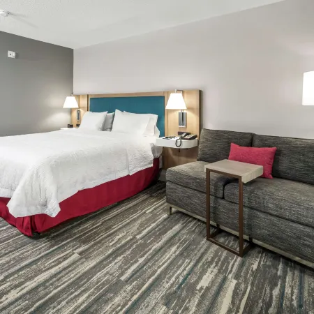 Hampton Inn Wilson Downtown