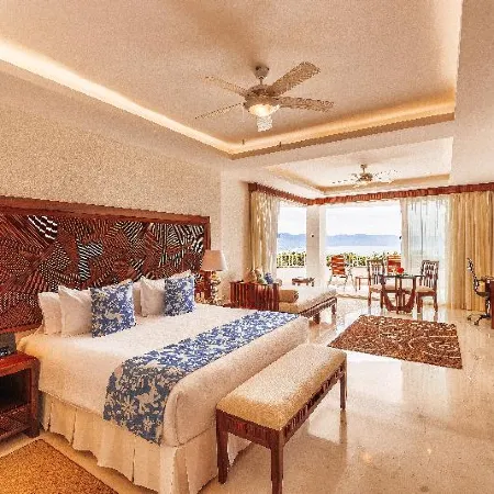 Grand Miramar All Luxury Suites & Residences