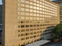 Marriott Columbia Hotels near Never Bust Chain